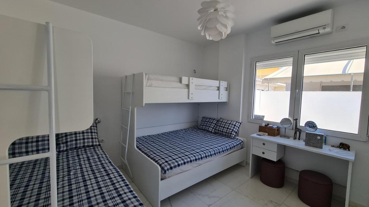 Ferienwohnung Rocknest Sea View Penthouse Sarandë Exterior foto