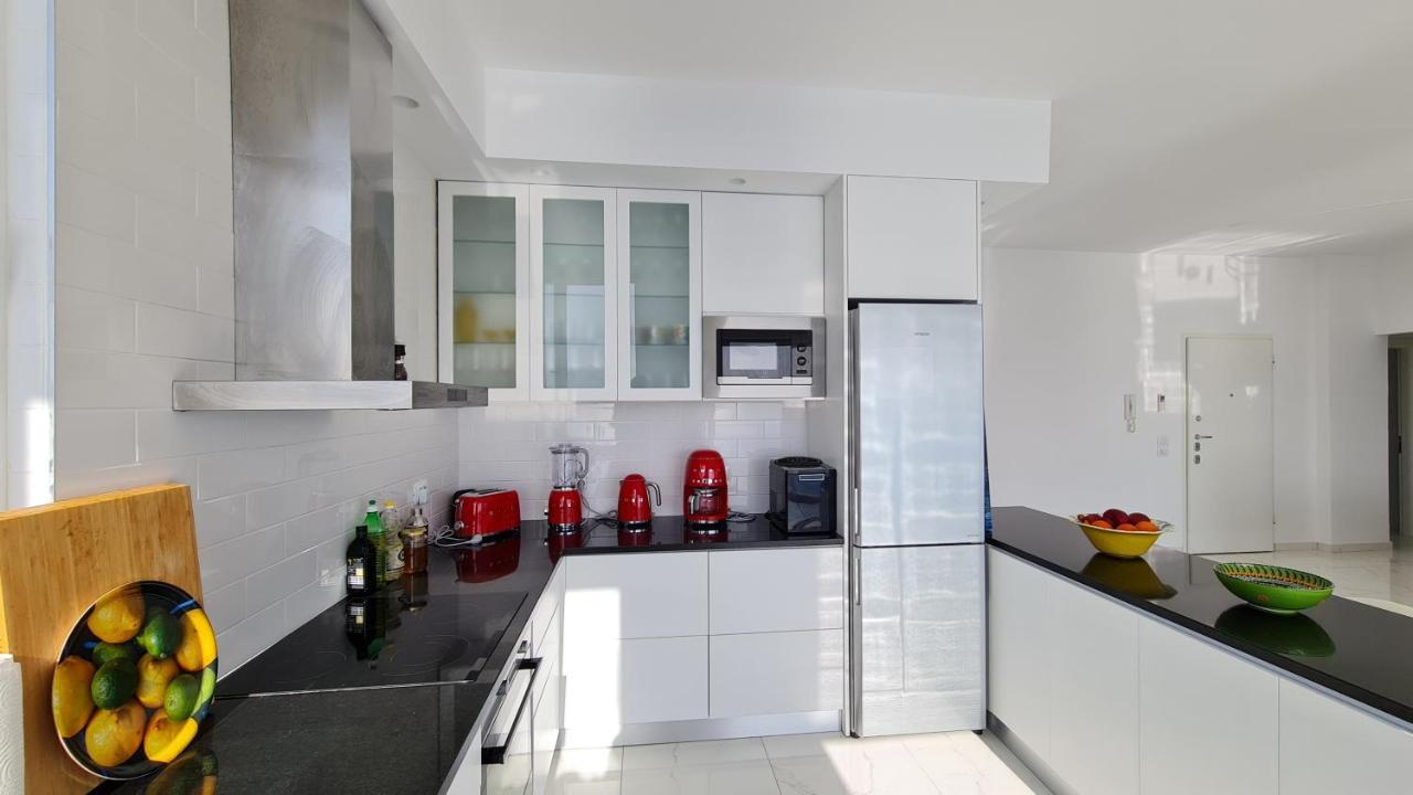 Ferienwohnung Rocknest Sea View Penthouse Sarandë Exterior foto