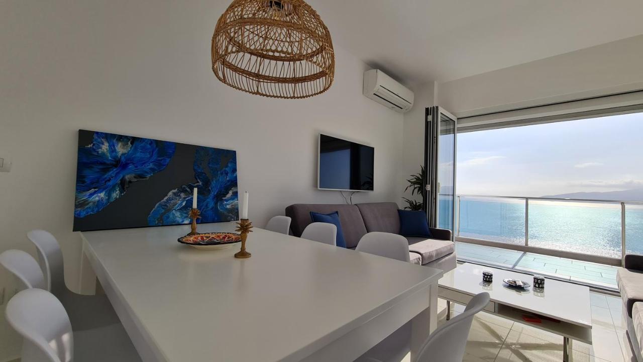 Ferienwohnung Rocknest Sea View Penthouse Sarandë Exterior foto