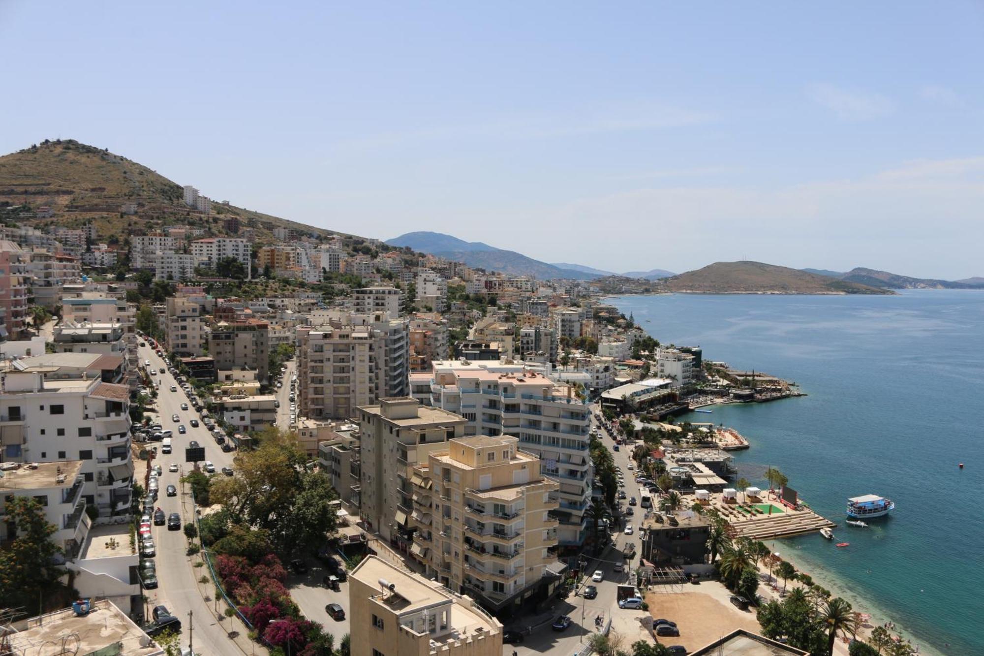 Ferienwohnung Rocknest Sea View Penthouse Sarandë Exterior foto